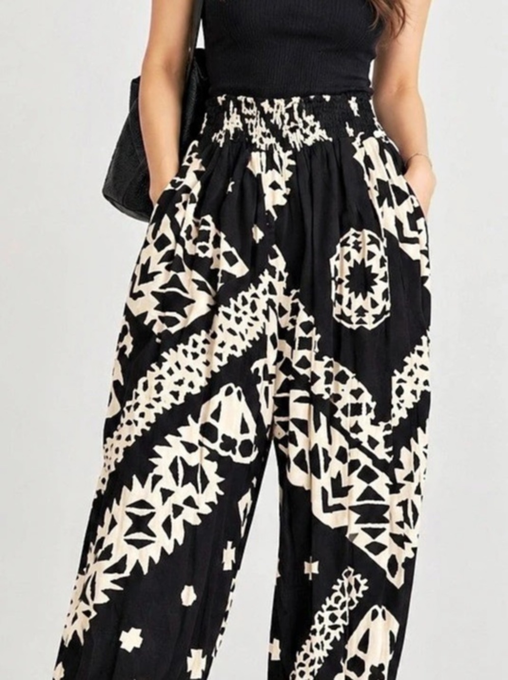 Anthropologie Geometric Harem Jogger Pants in Black & Cream Size XS